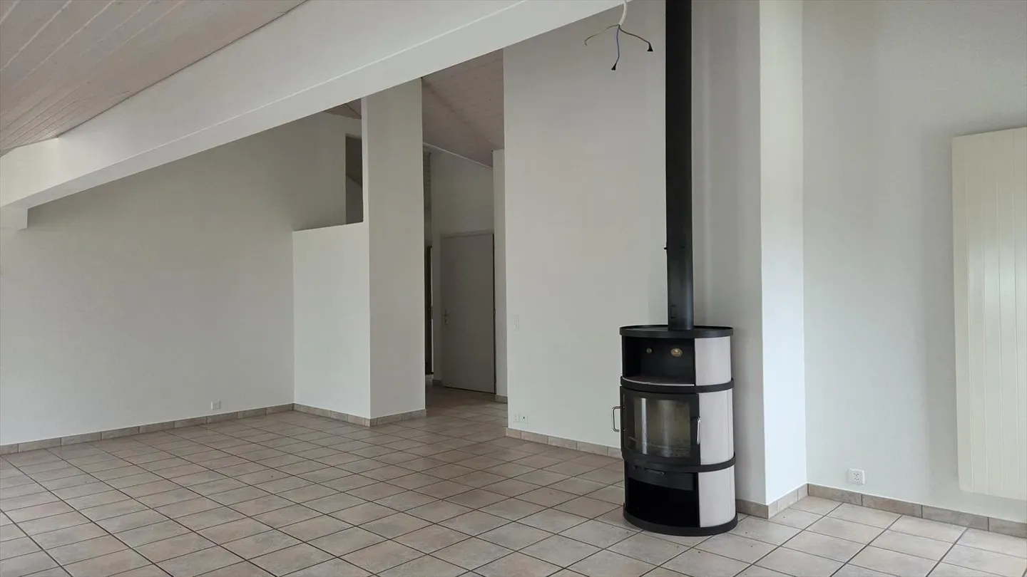 Appartement im Dachgeschoss mit direktem Zugang vom Aufzug - Foto 6 von 34