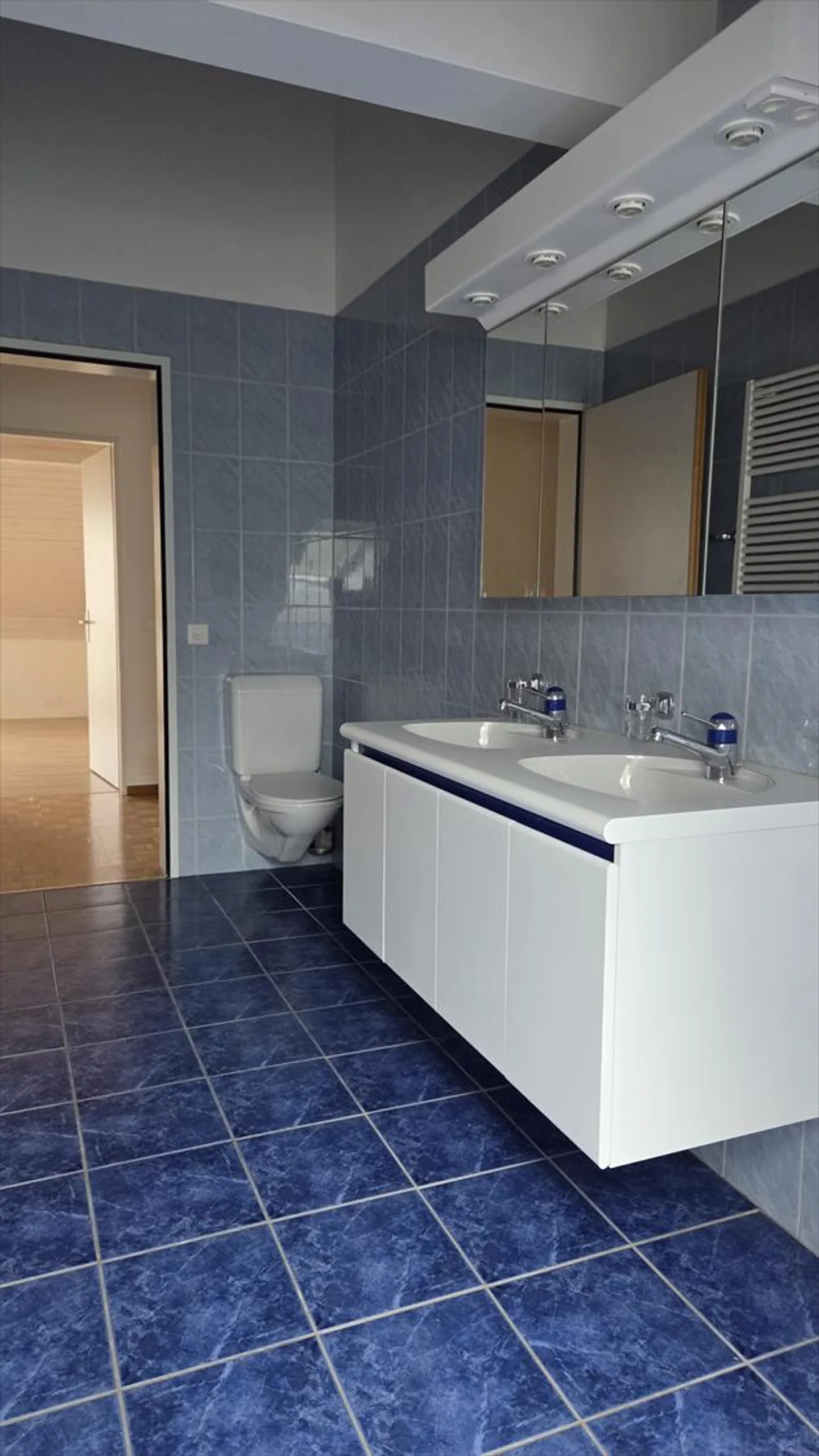 Appartement im Dachgeschoss mit direktem Zugang vom Aufzug - Foto 26 von 34