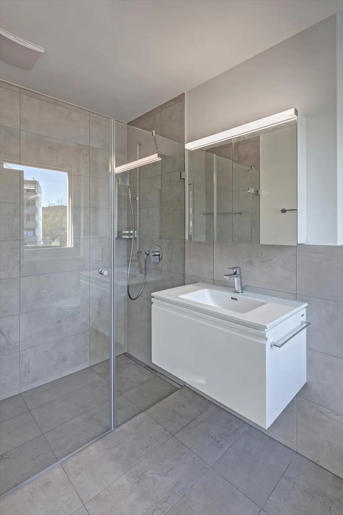 Appartement 3.5 pièces - Foto 8 von 10