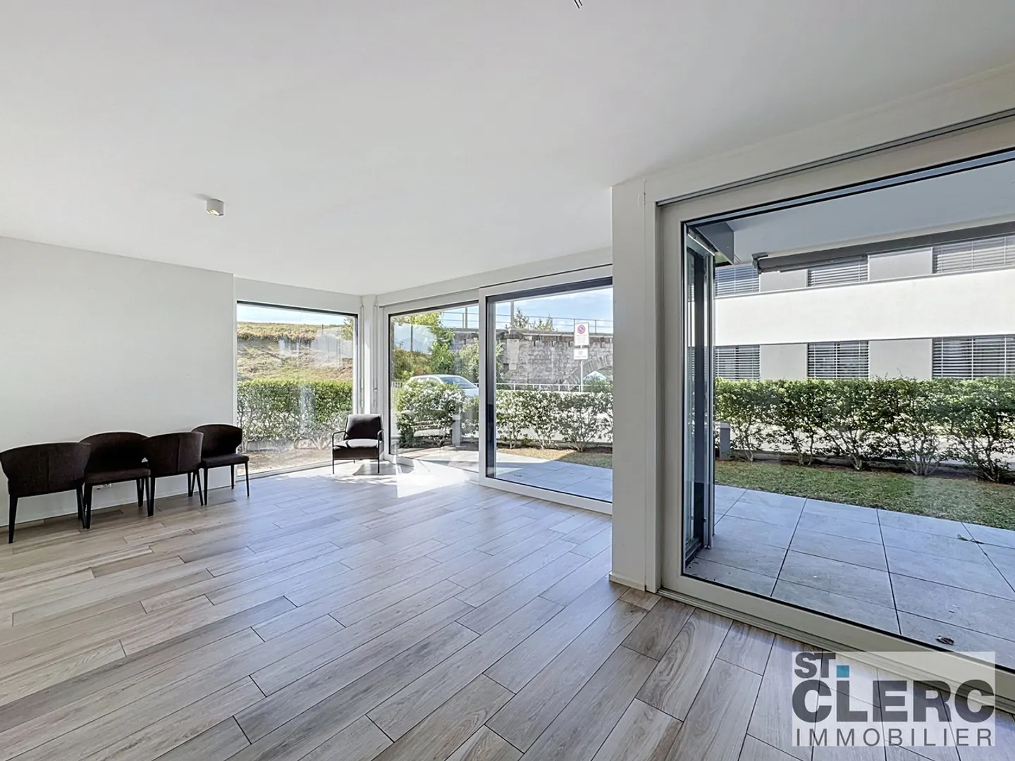 Charmant Appartement au Rez-de-Chaussée - Photo 2 sur 9