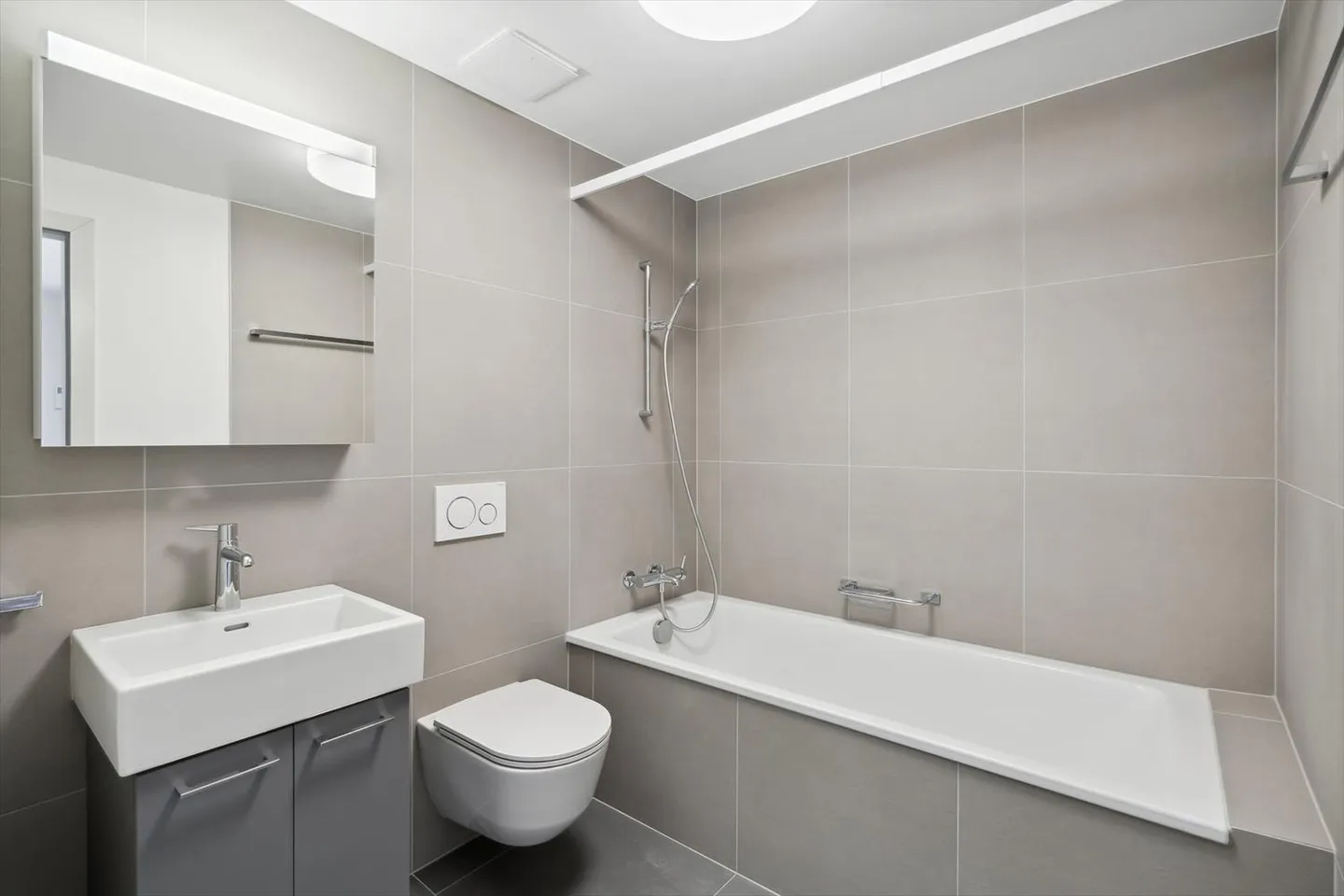 Superb location, 3.5 modern rooms on the ground floor - Photo 5 of 10
