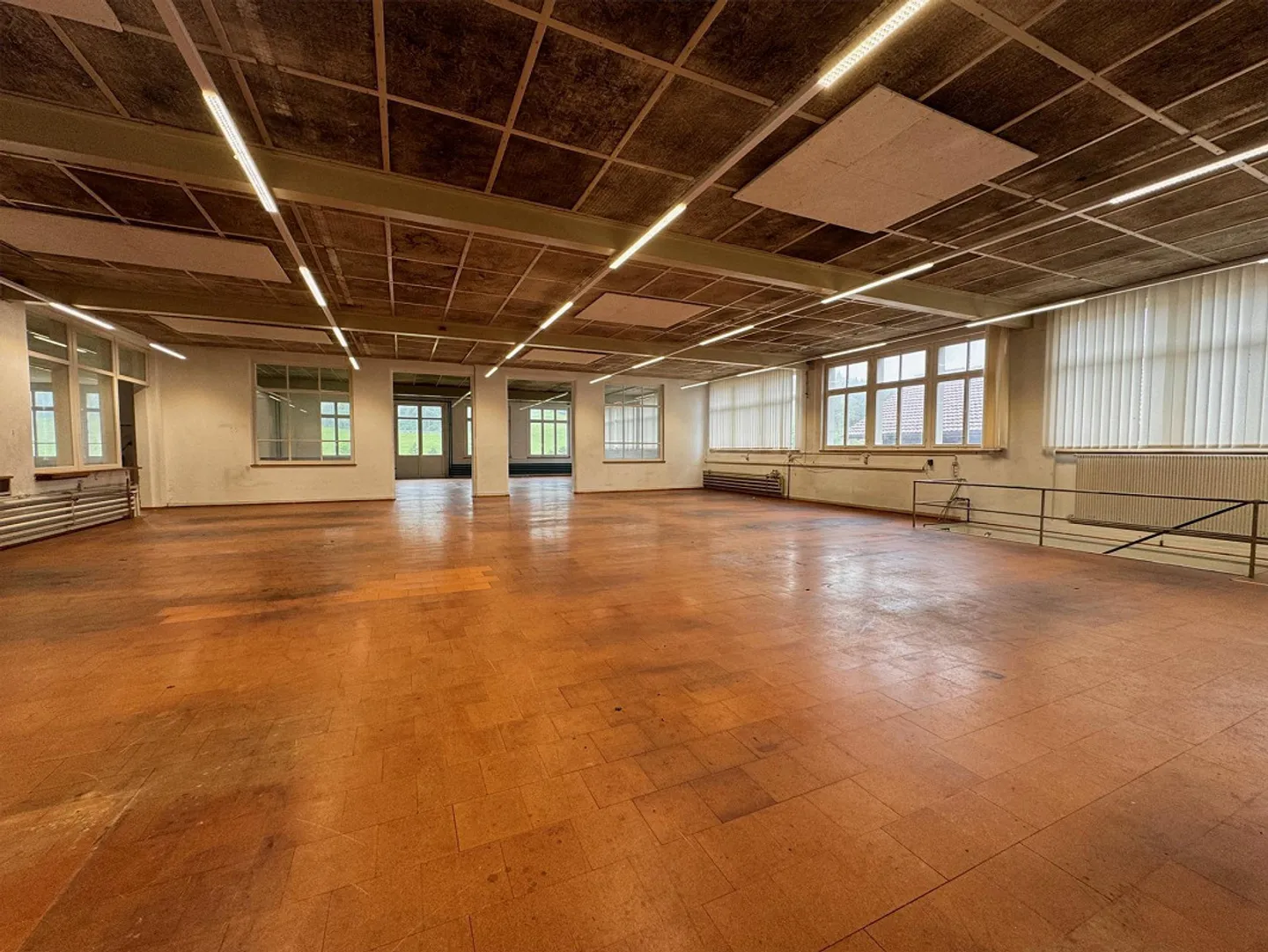 Preiswerte Gewerbeflächen zu vielseitiger Nutzung - Foto 4 von 8