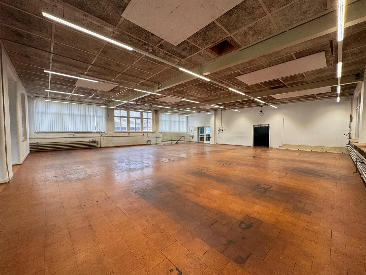 Preiswerte Gewerbeflächen zu vielseitiger Nutzung - Foto 5 von 8