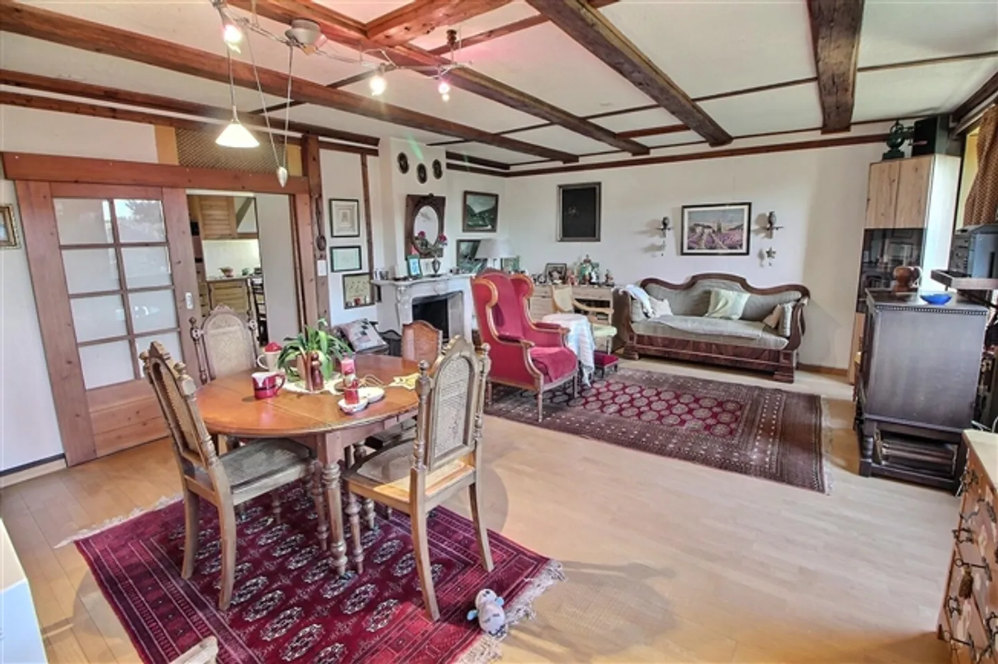 «Hübsches Haus in lebenslanger Rente ohne Rente bewohnt» - Foto 7 von 20