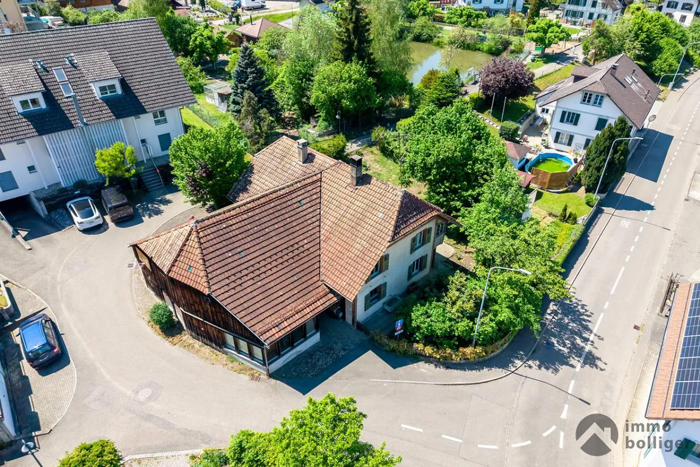 Charmantes Doppelhaus mit Modernem Design - Foto 8 von 13