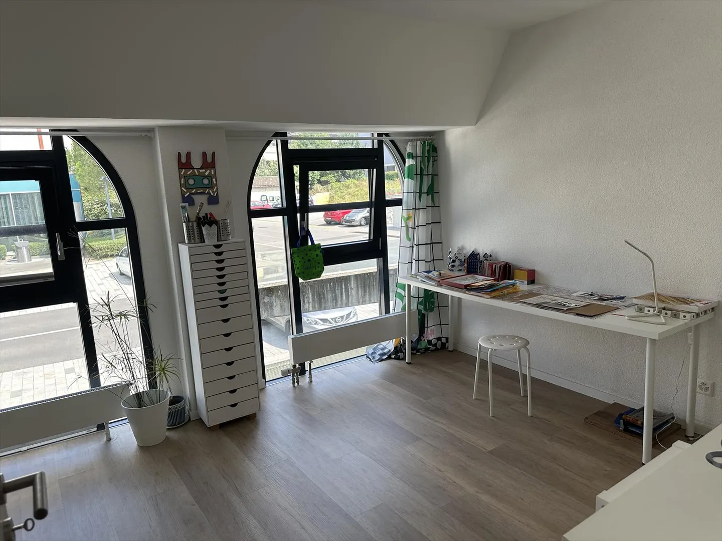 Mixed-use building 2.5 rooms - Photo 4 of 5