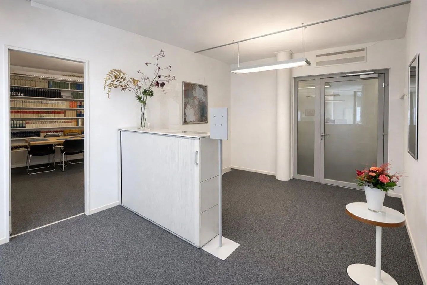 117 m² spazio ufficio completamente sviluppato - proprio a Brugg !! - Foto 4 di 7