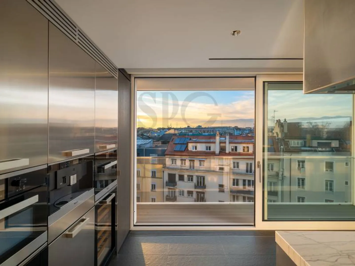 Triplex von Ausnahme mit atemberaubendem Blick auf den See und die Alpen - Foto 7 von 12