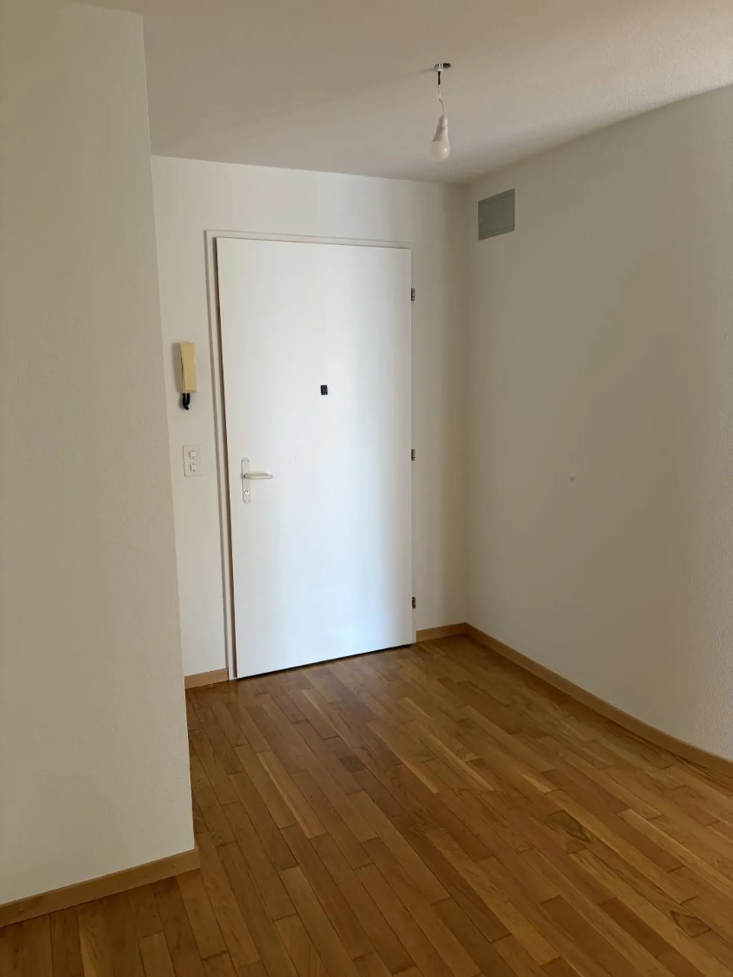 Appartamento 2.5 locali - Foto 4 di 11