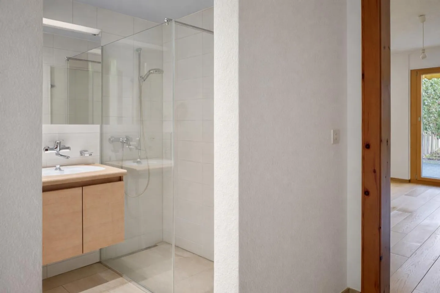 Appartamento con giardino nel quartiere Wesemlin - Foto 5 di 6