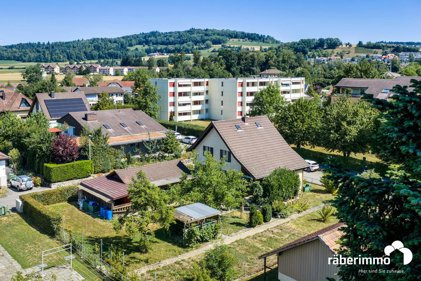 844 M² PLEIN DE POSSIBILITÉS - Photo 2 sur 11