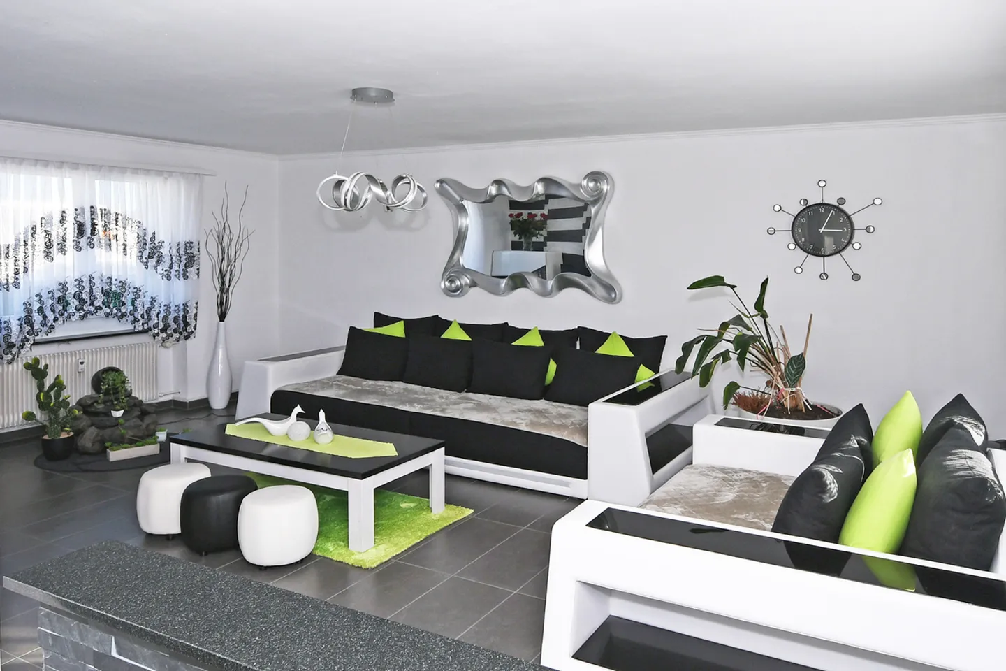 Penthouse moderno con terrazza - Foto 3 di 13
