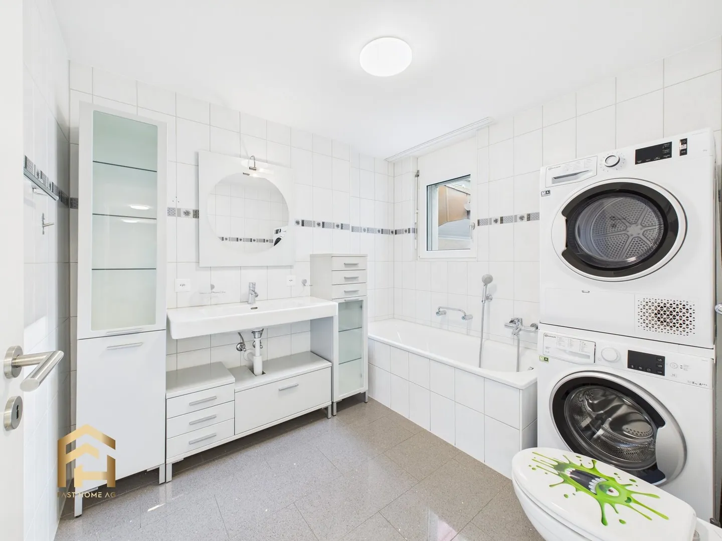 Appartamento elegante e luminoso di 5,5 stanze nel centro di Brig - Foto 10 di 13