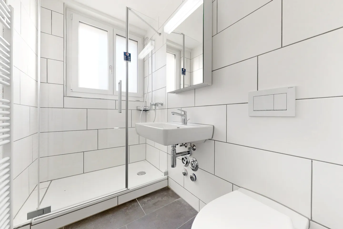 Modern apartment in a central residential area - Photo 5 of 6