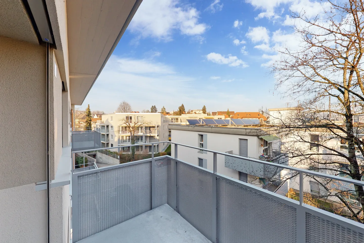 Modern apartment in a central residential area - Photo 6 of 6