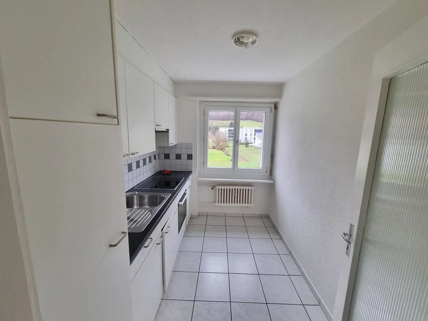 Ideal, cozy 1-room apartment! - Photo 1 of 4