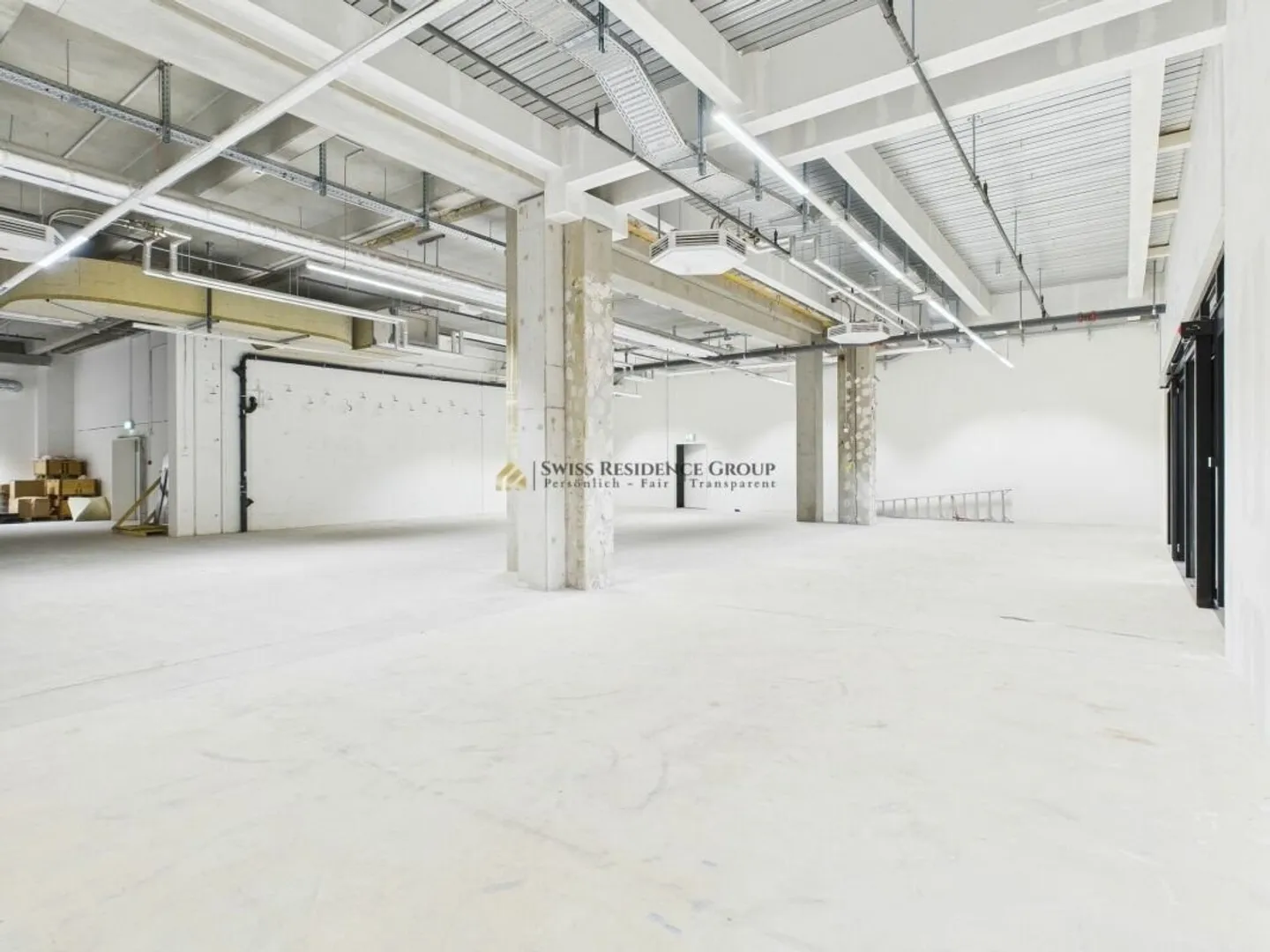 The right stage for your leisure & entertainment business - Photo 2 of 8