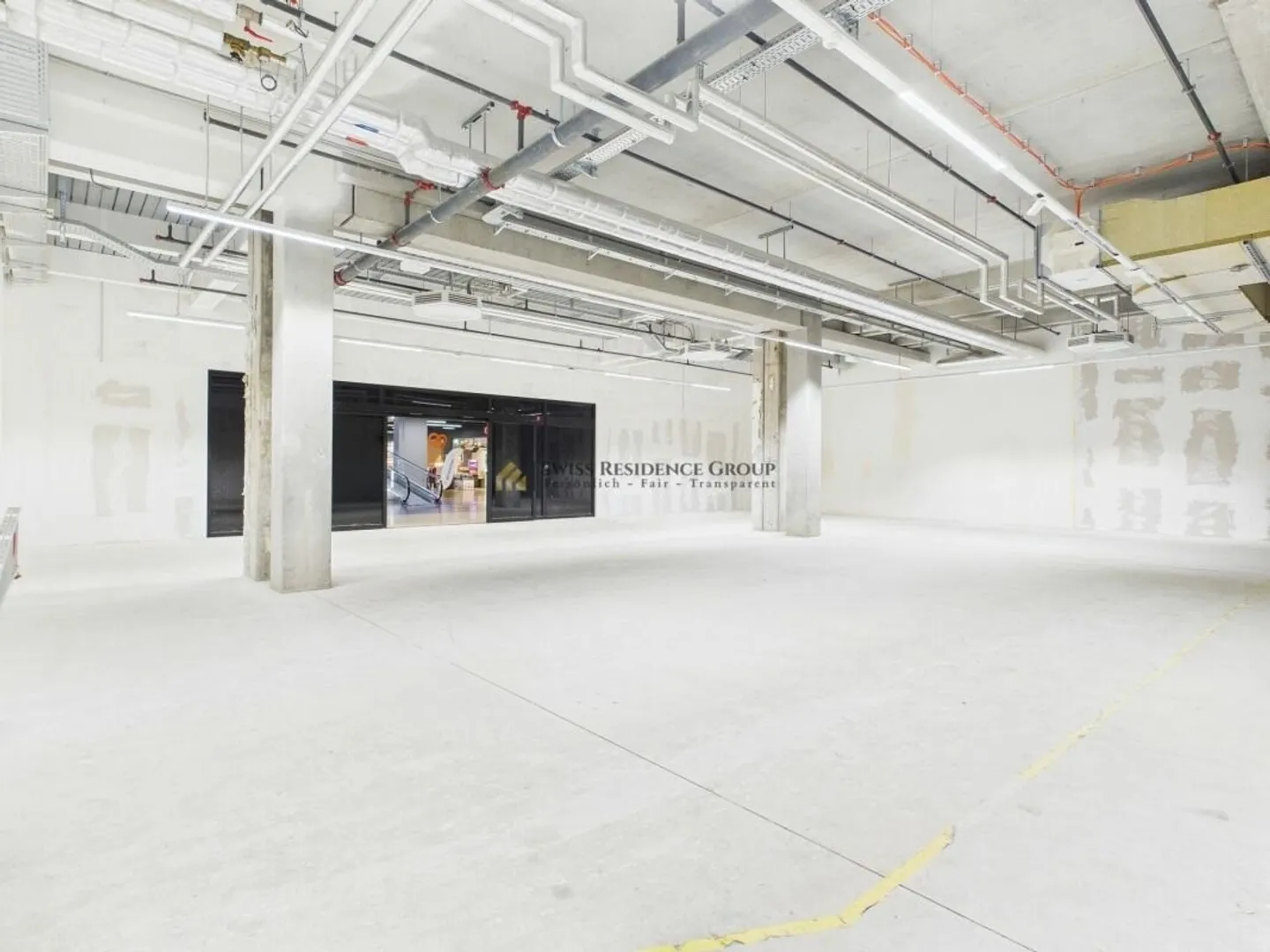 The right stage for your leisure & entertainment business - Photo 3 of 8