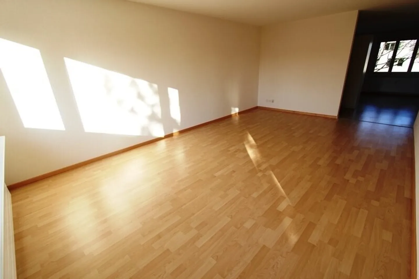 Ein glücklicher Wohnungsstart - Foto 2 von 8