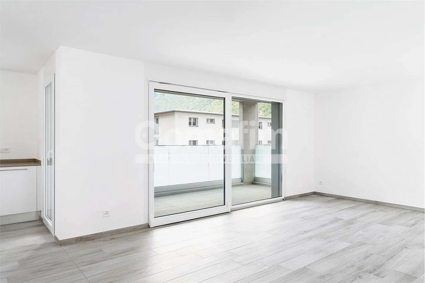 Moderno, luminoso, pratico! - Foto 2 di 8