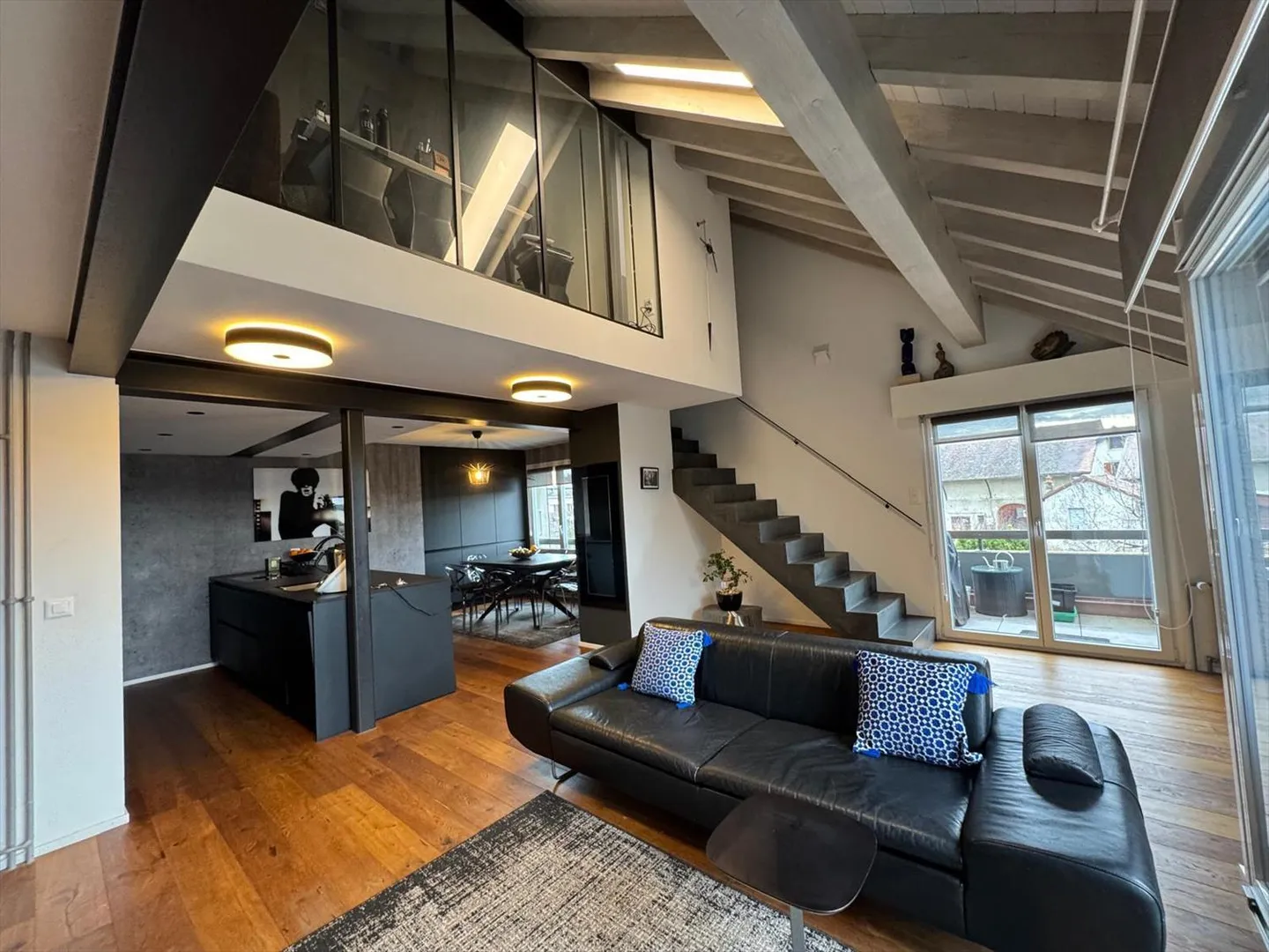 Attico 5.5 stanze - Foto 1 di 13