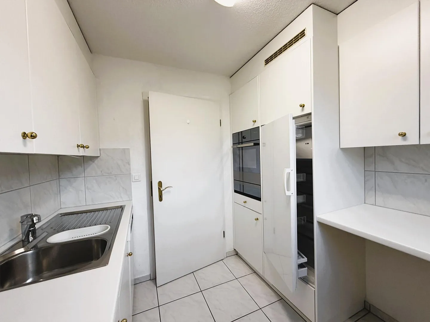 Very nice condominium with balcony in a very good location (Breite) - Photo 5 of 13