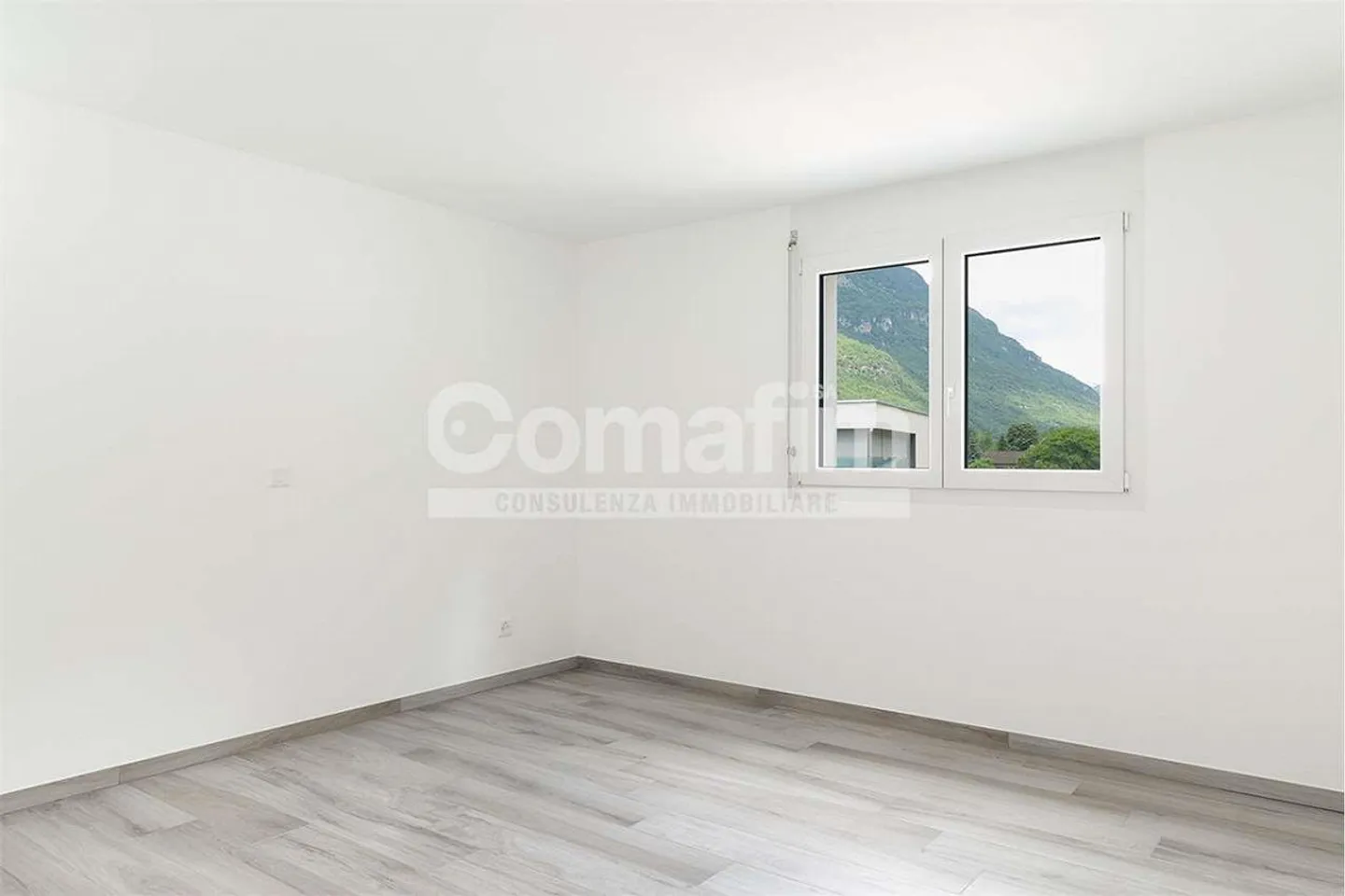 Moderno, luminoso, pratico! - Foto 6 di 8