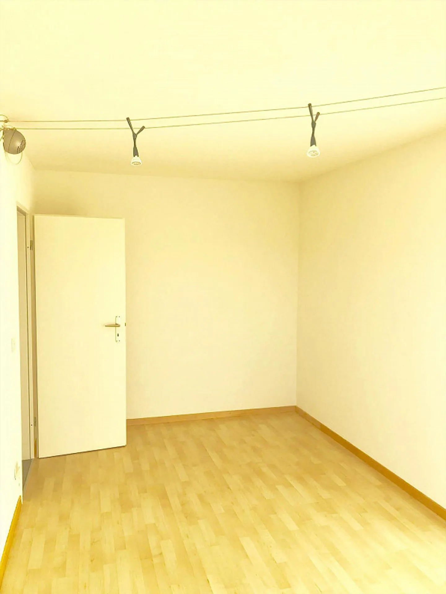 "Nachmieter gesucht – grosszügiges 5.5-Zimmer-Reiheneckhaus - Foto 8 von 22