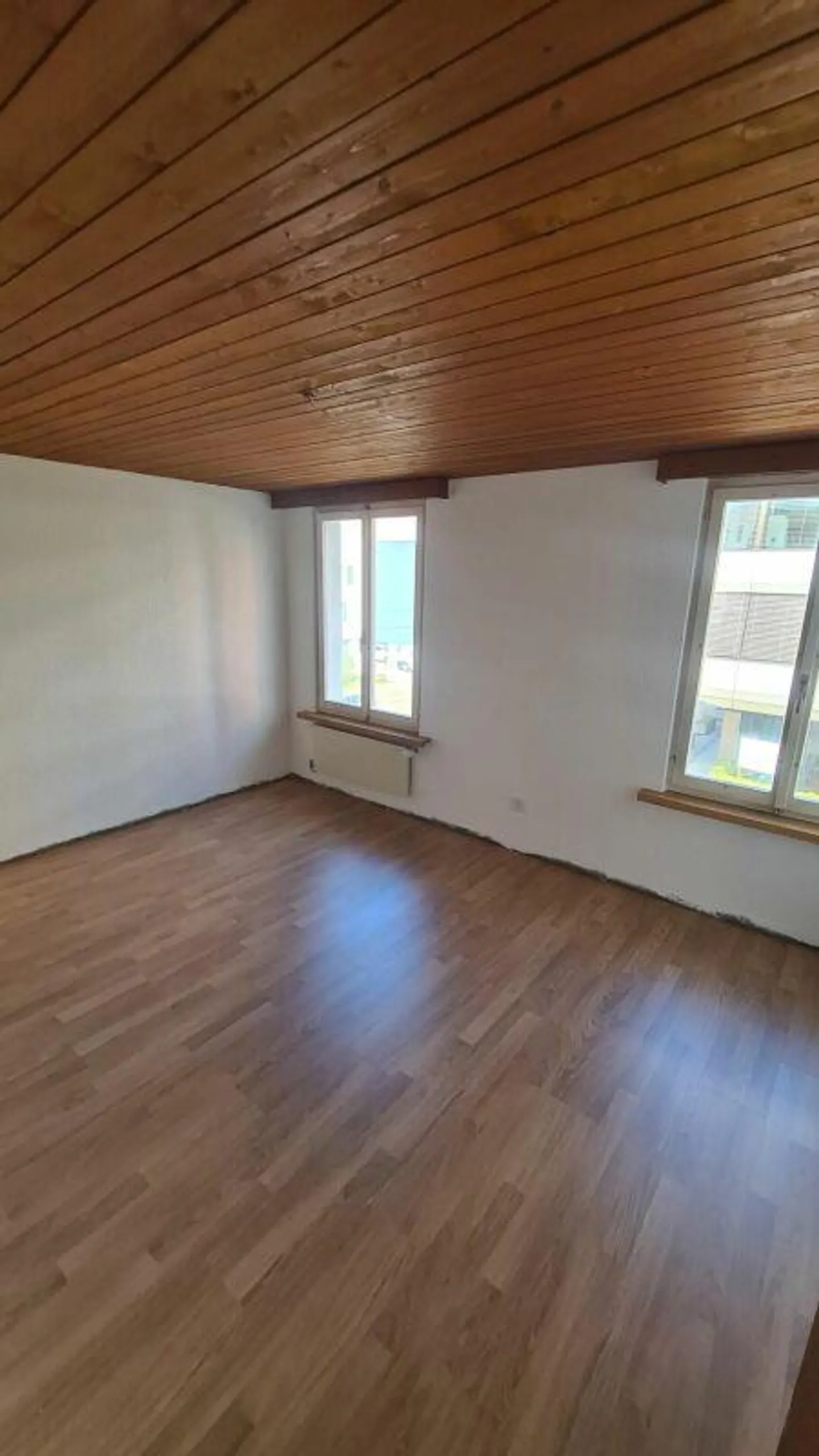 Appartement de 3 pièces dans un emplacement central - Photo 5 sur 7