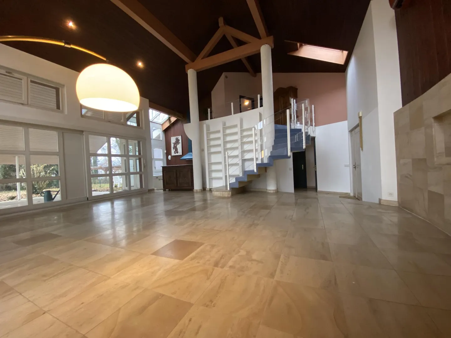 4-Room Semi-Detached House in Bellevue - Photo 2 of 12