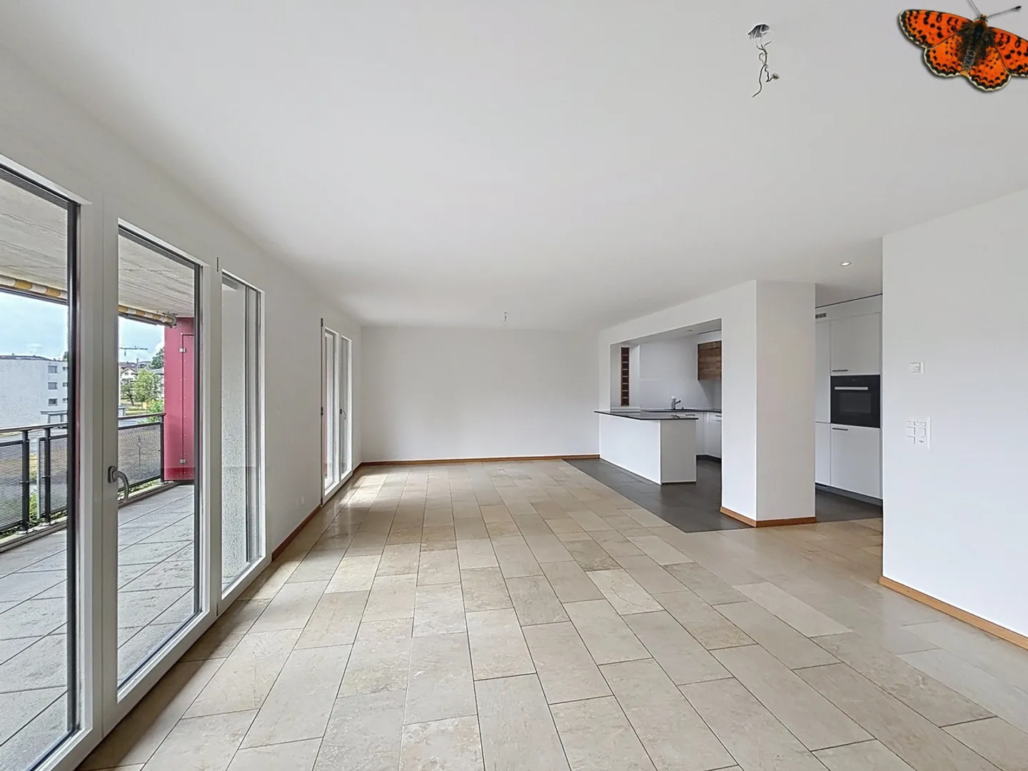 Magnificent 5½ room penthouse in La Tour-de-Trême! - Photo 3 of 15