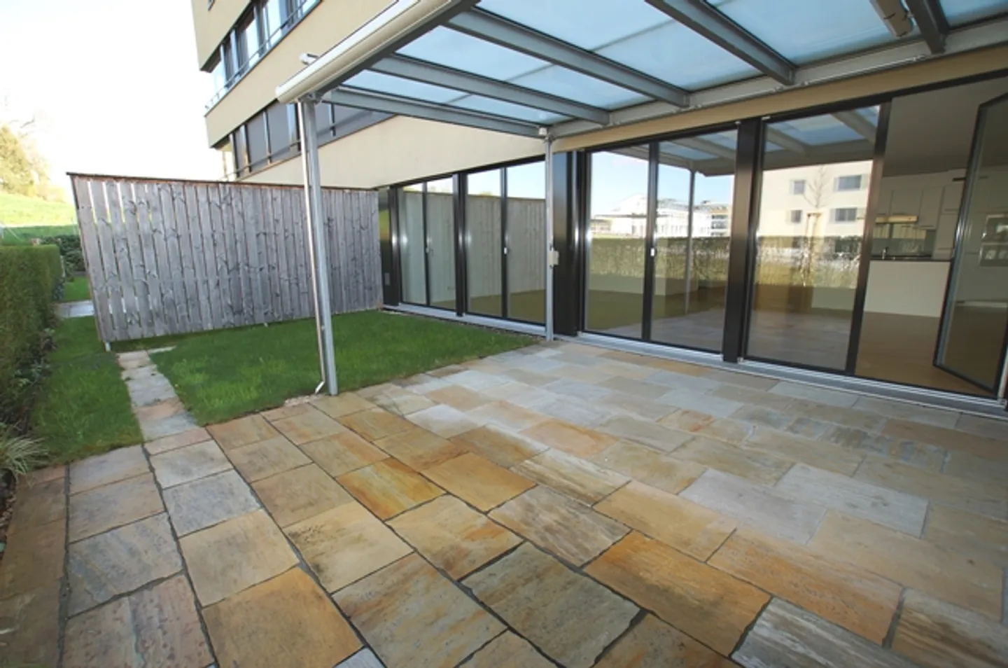 Living in a well-kept environment - Photo 7 of 8