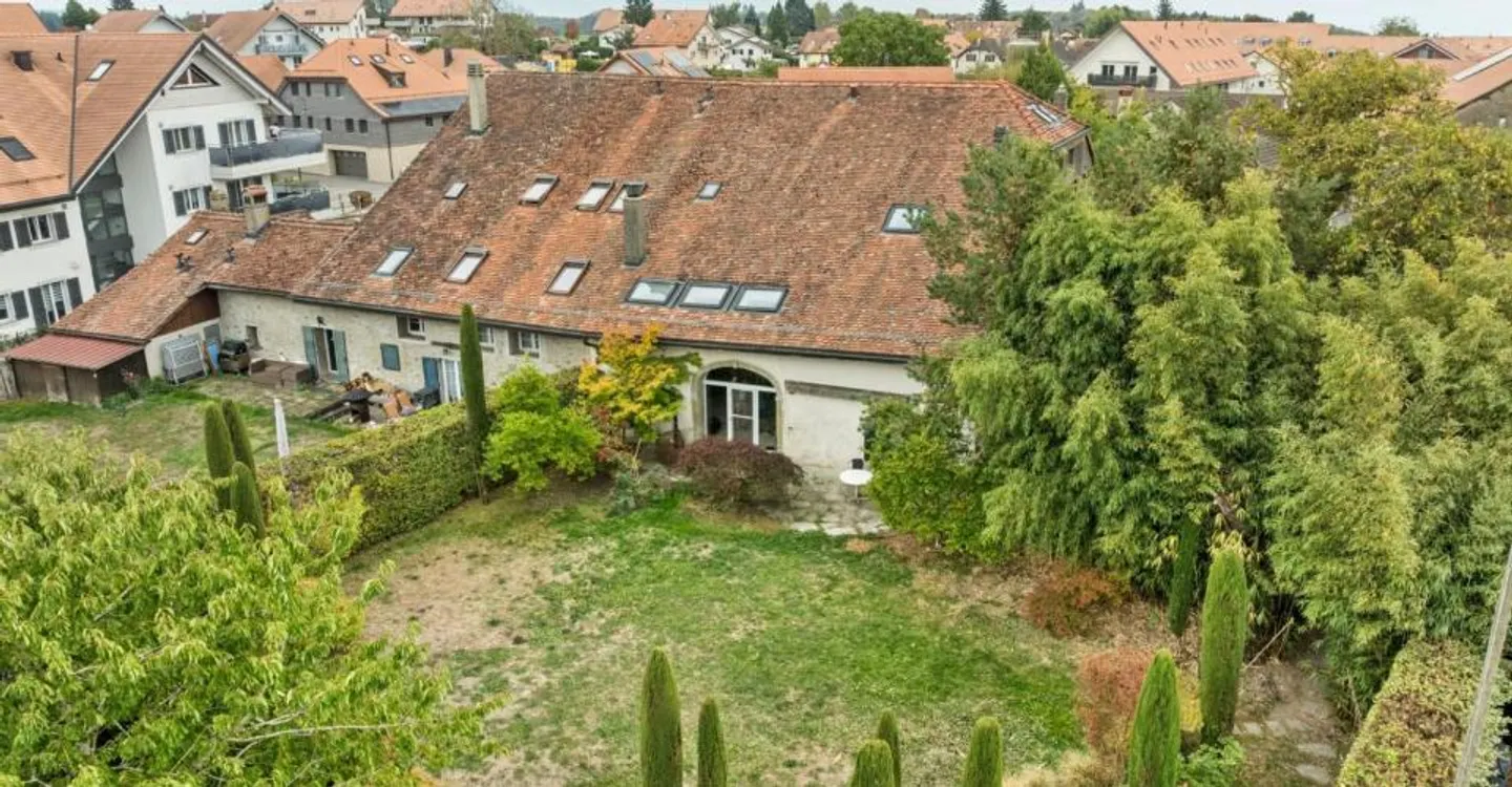 Maison de village charmante à Sullens - Photo 1 sur 11