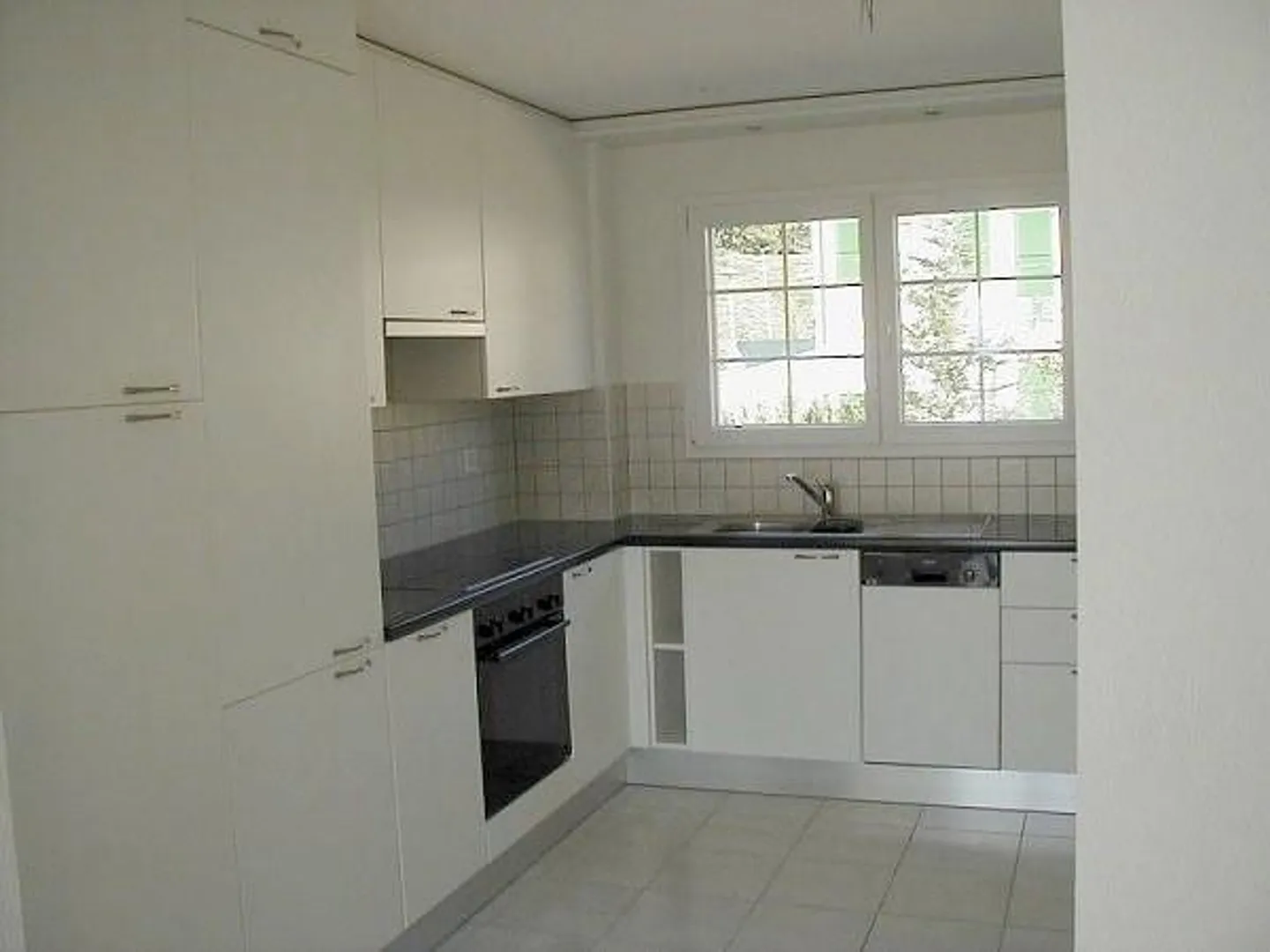 Bell'appartamento di 3,5 stanze - Mont-sur-Rolle - Vista lago - Foto 7 di 13