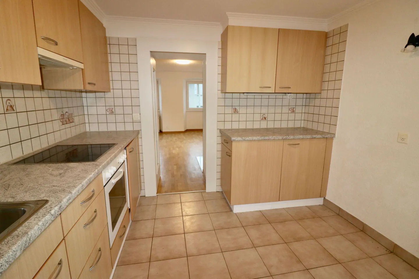 Spacieux 3.5 pces avec potager au centre du village - Photo 5 sur 16