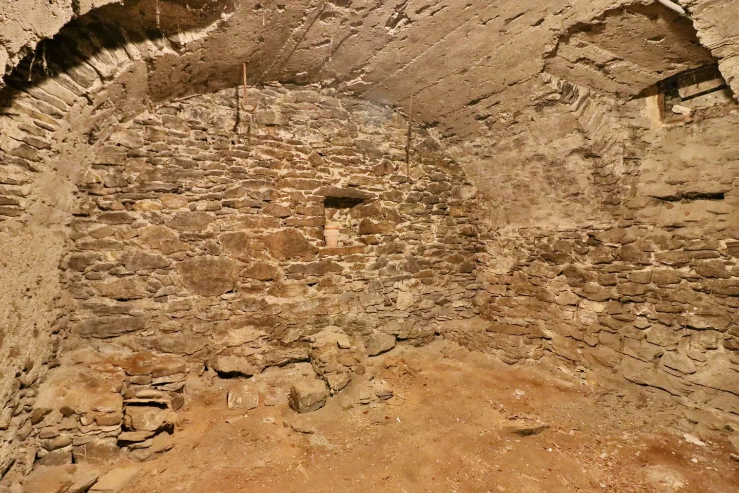 Spacieux 3.5 pces avec potager au centre du village - Photo 13 sur 16