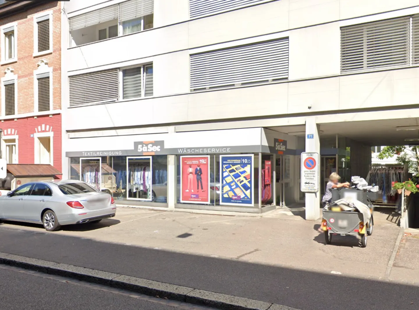 Well-maintained 1.5-room apartment in the rear building in a central location in Basel - Photo 1 of 4