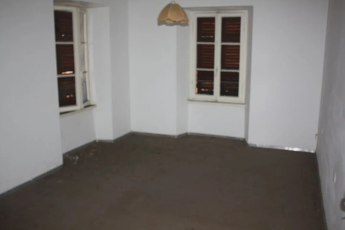 Maison de village de 12 pièces avec 2 magasins - Photo 8 sur 8