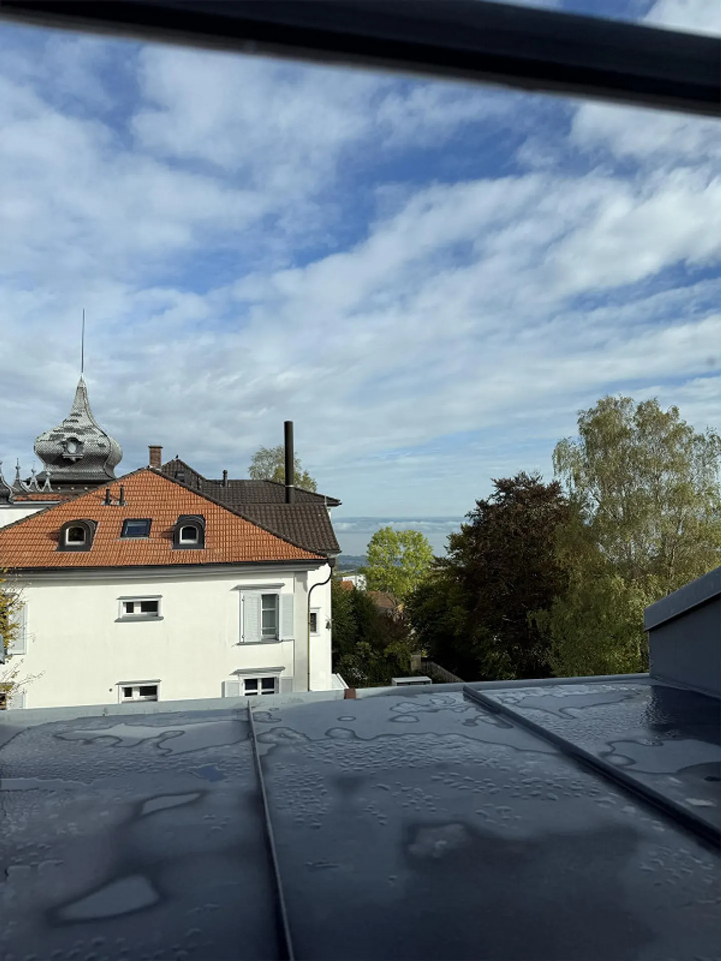 Incantevole appartamento mansardato 2.5 camere con bella vista - Foto 13 di 14