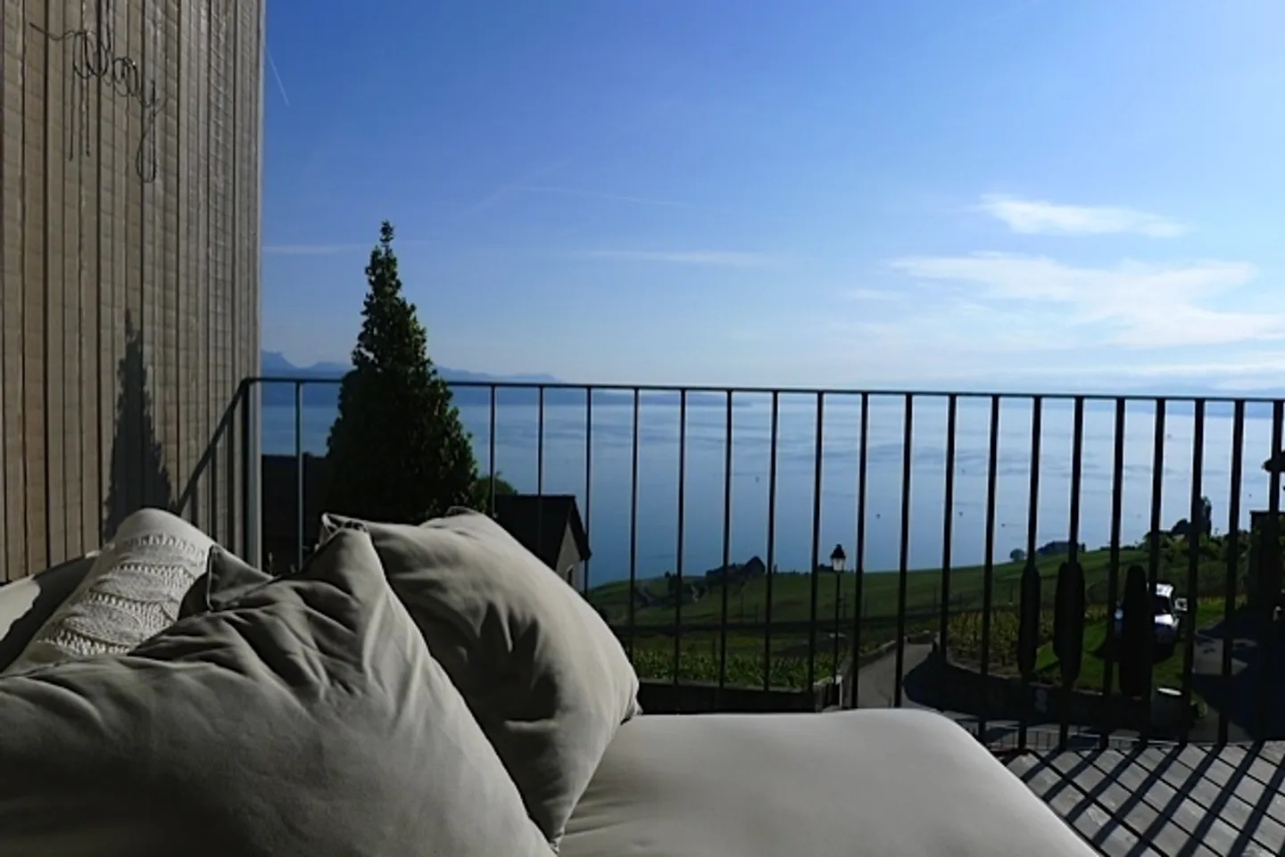 Stunning 4.5-room duplex apartment - Photo 2 of 10