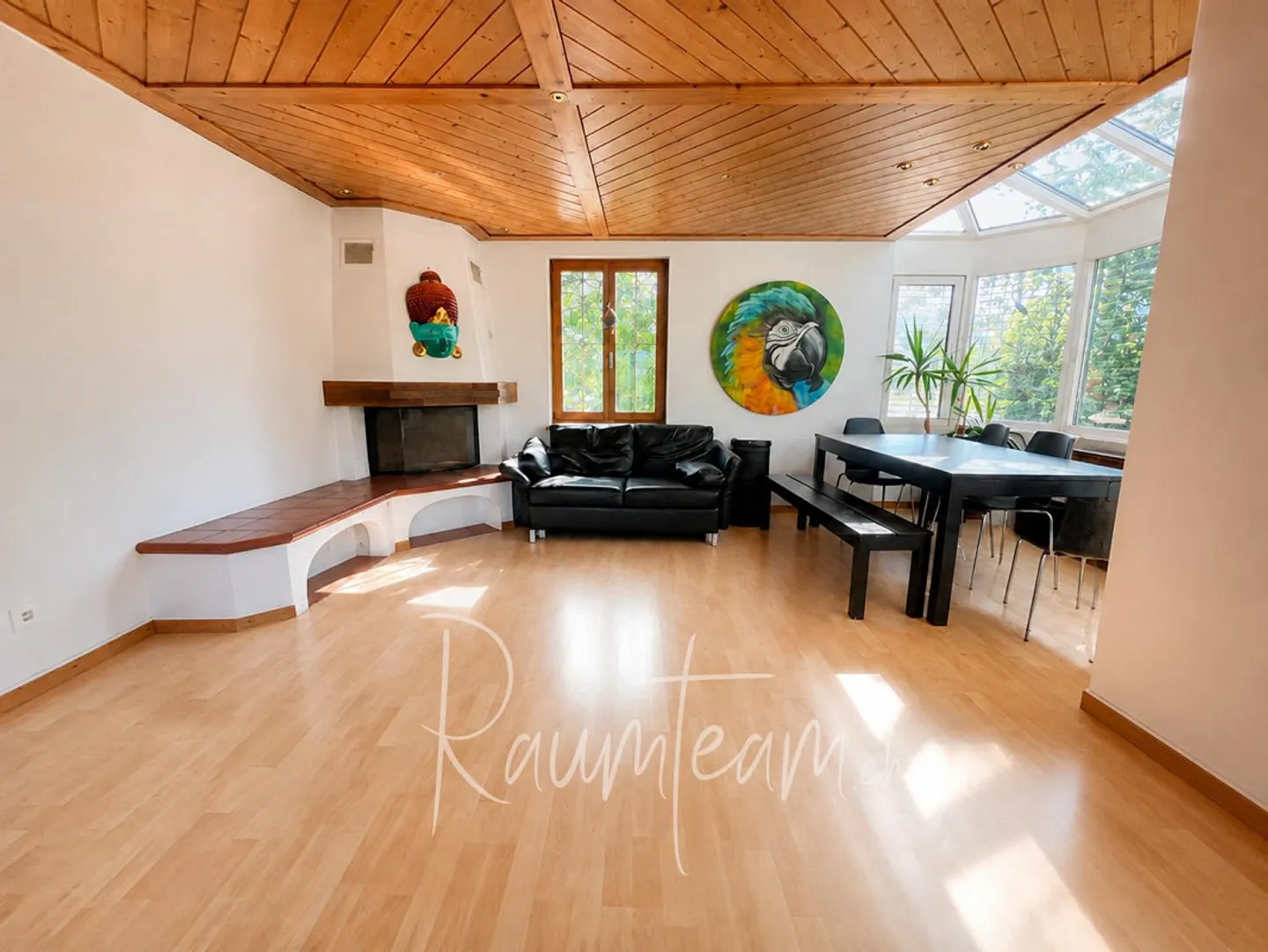 A Home with Character, Space & Potential - Photo 4 of 7