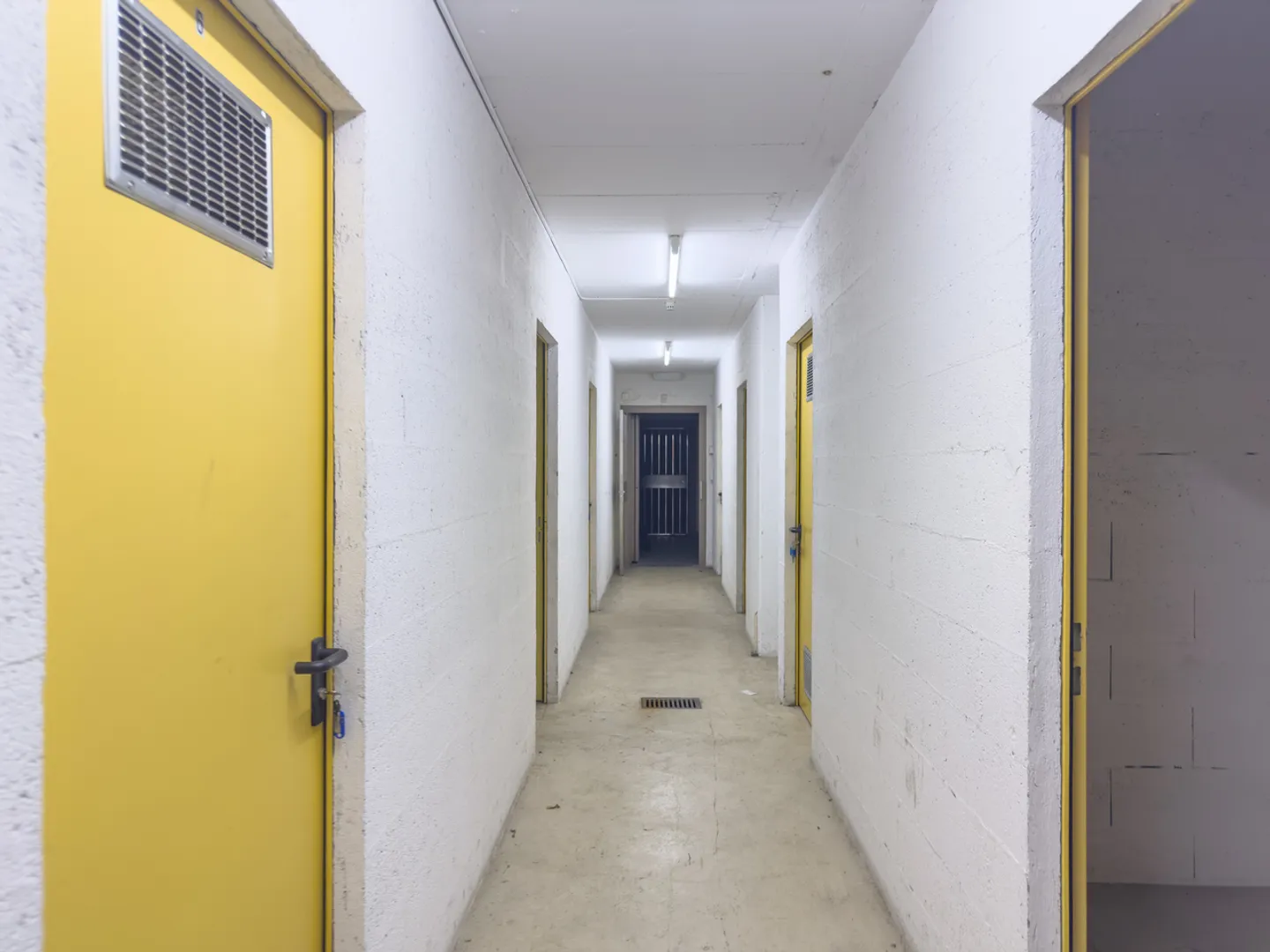 Spazio di stoccaggio da 120 a 235 in affitto - Foto 2 di 8