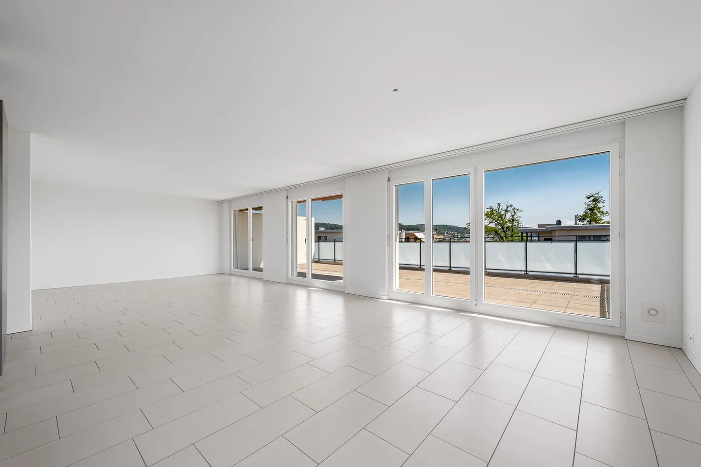 Traumhafte Attika-Wohnung mit Terrasse - Foto 5 von 13