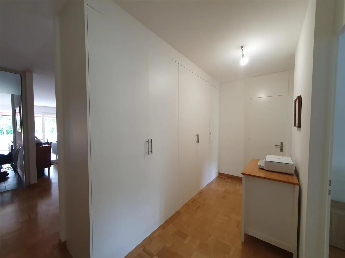 Magnificent 5-room apartment in residential area - Photo 10 of 13