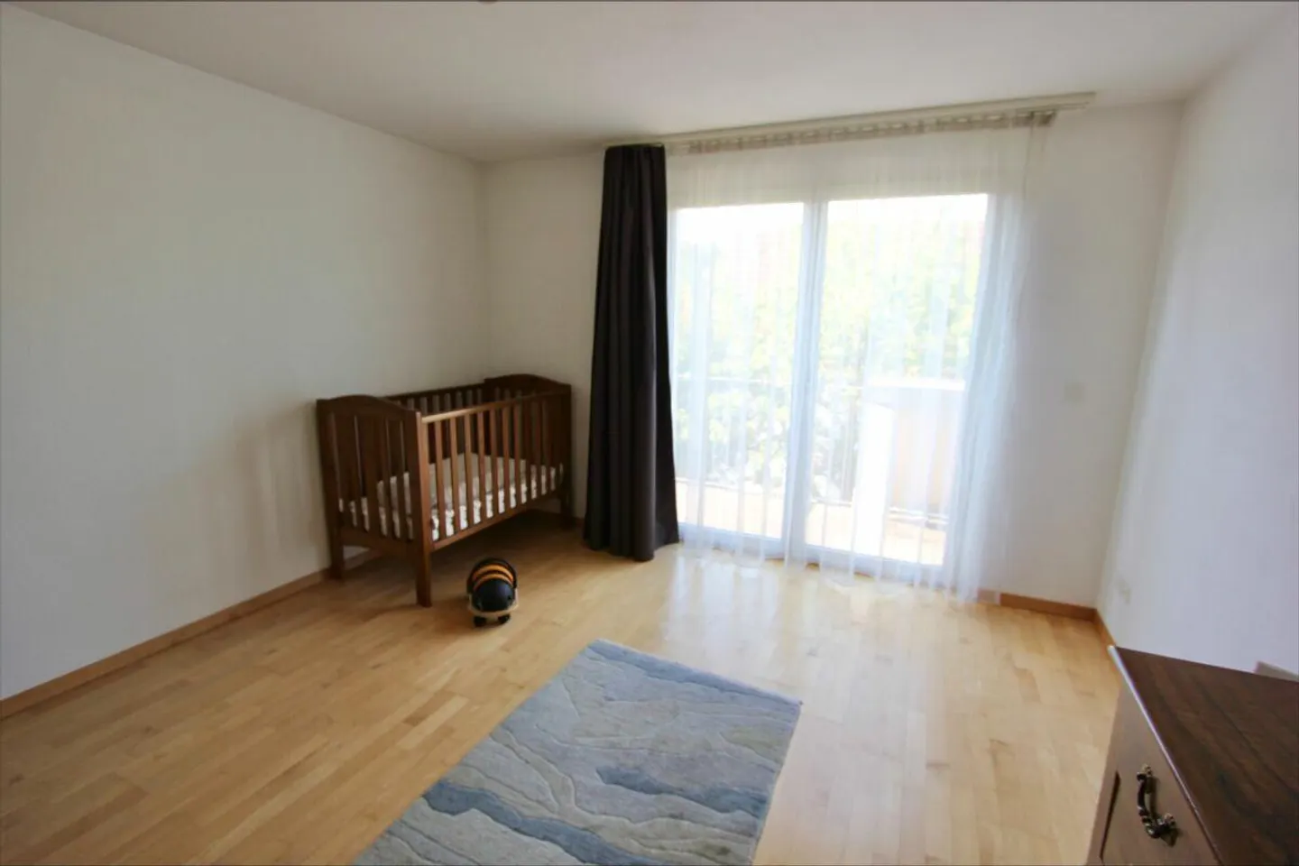 Modern 5.5-Room Single-Family House with Garden - Photo 9 of 15
