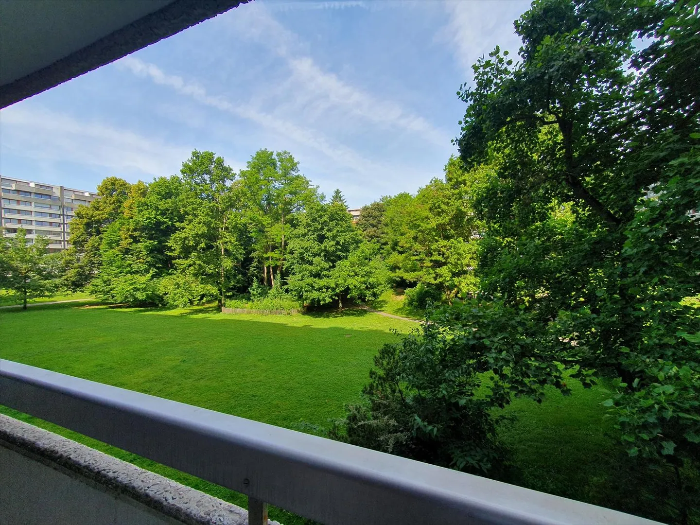 Magnificent 5-room apartment in residential area - Photo 12 of 13