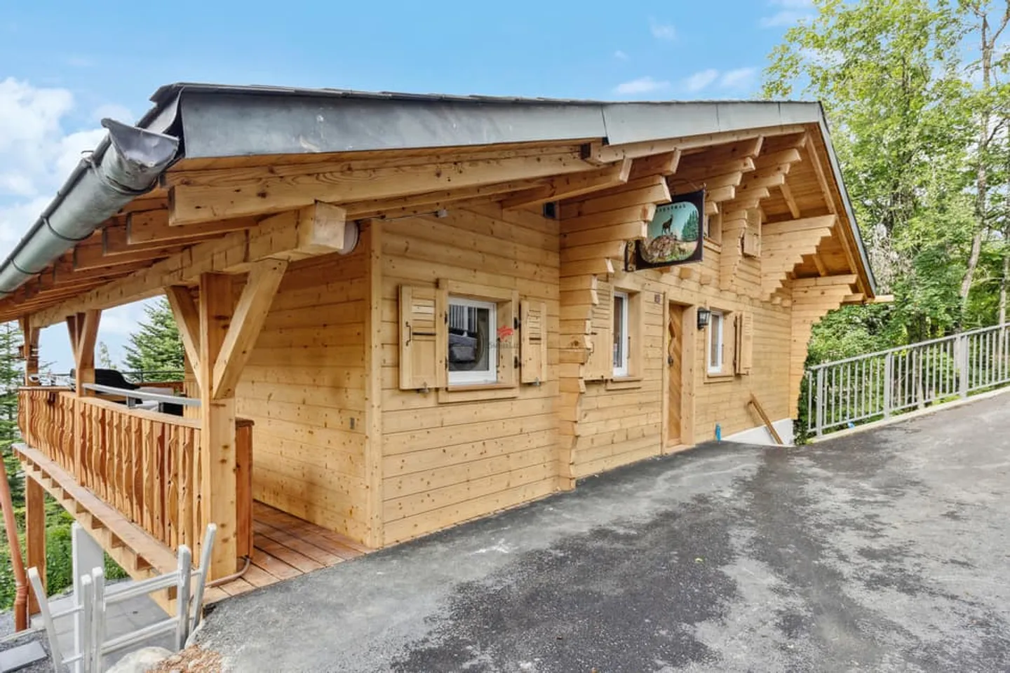 Wunderschönes Chalet mit 2 Wohnungen auf einem 1000 m² großen Grundstück - Foto 4 von 6