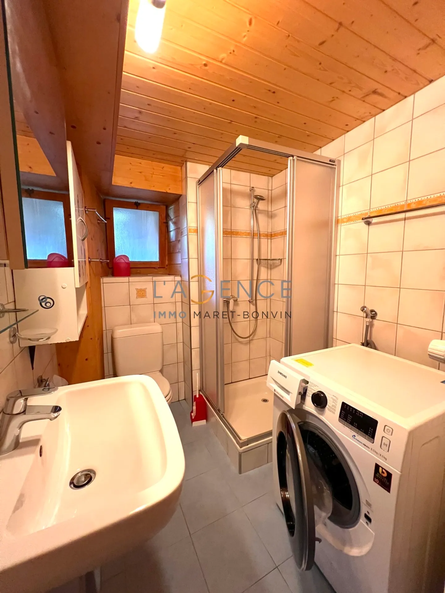 WOHNUNG MIT 2,5 ZIMMERN MIT TERRASSE - ZWEITWOHNSITZ ERLAUBT - Foto 4 von 8