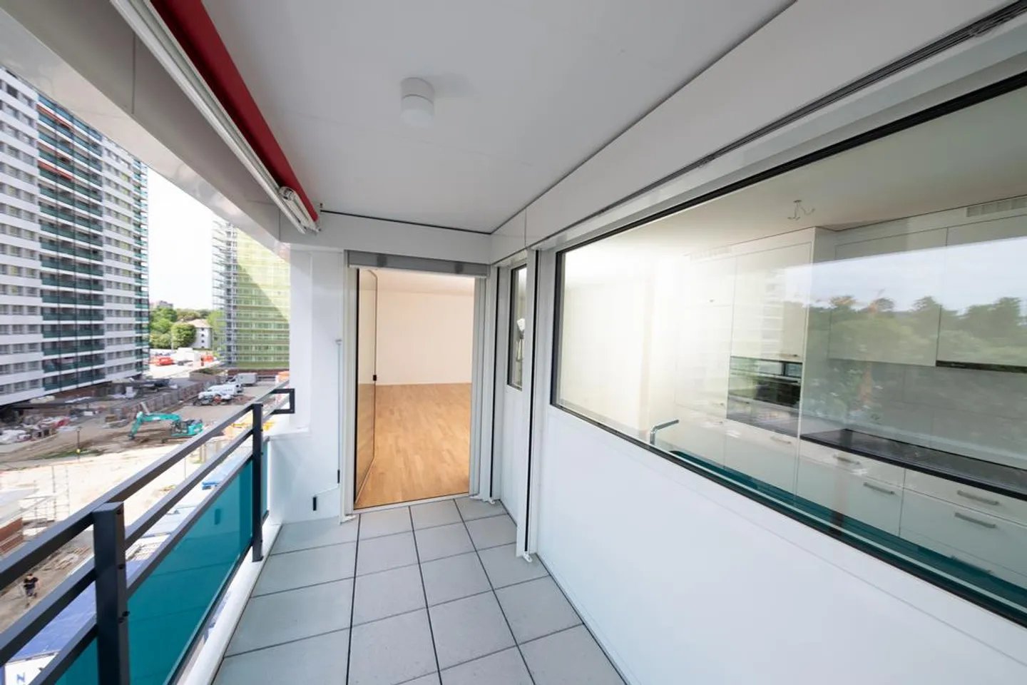 Appartement moderne et lumineux de 2,5 pièces dans le quartier de Lehenmatt - Photo 6 sur 7