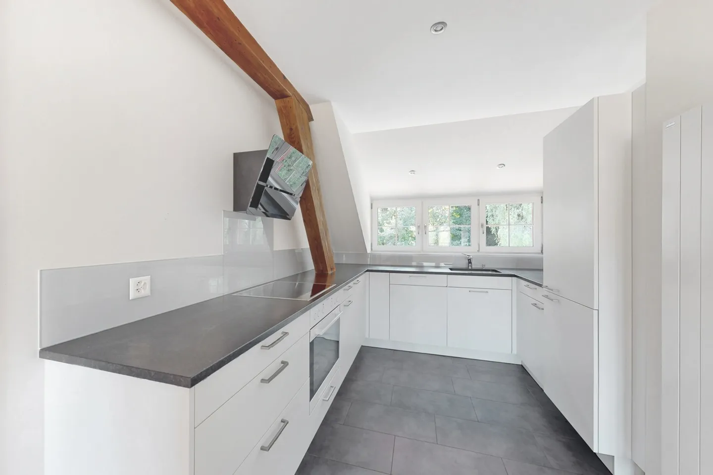 Bijou à louer ! - Photo 2 sur 10